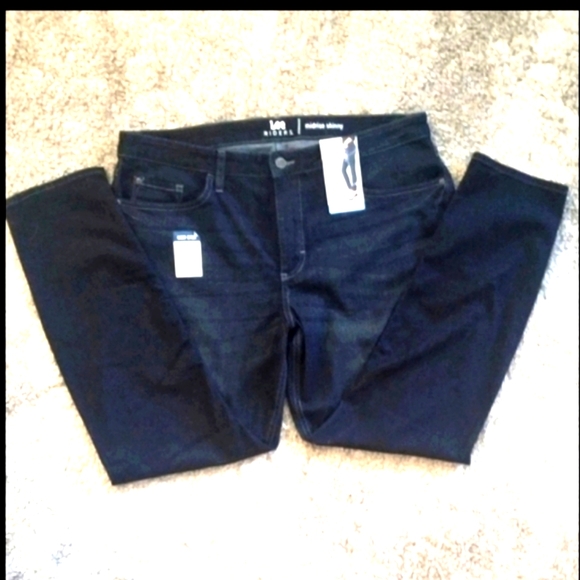 Lee Rider's Women's Regular Fit, Midrise, Skinny, Deep Dyed Jeans, Size 18 - Picture 3 of 9